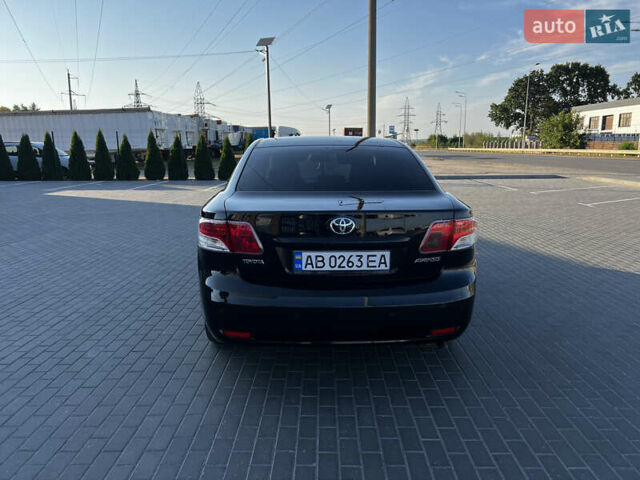 Черный Тойота Авенсис, объемом двигателя 1.8 л и пробегом 175 тыс. км за 9200 $, фото 5 на Automoto.ua