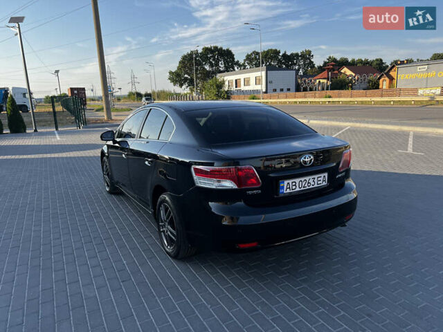 Черный Тойота Авенсис, объемом двигателя 1.8 л и пробегом 175 тыс. км за 9200 $, фото 4 на Automoto.ua