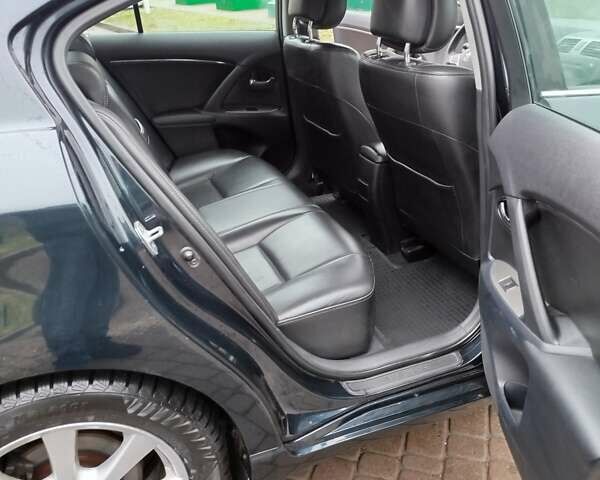 Черный Тойота Авенсис, объемом двигателя 1.99 л и пробегом 198 тыс. км за 9000 $, фото 7 на Automoto.ua