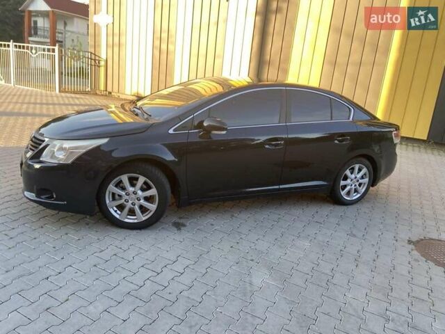 Черный Тойота Авенсис, объемом двигателя 2 л и пробегом 218 тыс. км за 9600 $, фото 2 на Automoto.ua