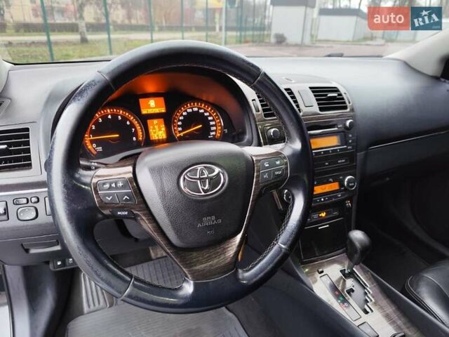 Черный Тойота Авенсис, объемом двигателя 2 л и пробегом 202 тыс. км за 10700 $, фото 8 на Automoto.ua
