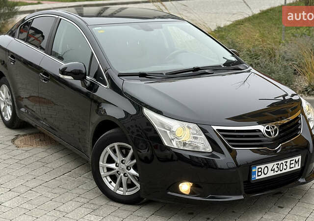 Черный Тойота Авенсис, объемом двигателя 2 л и пробегом 300 тыс. км за 8950 $, фото 11 на Automoto.ua