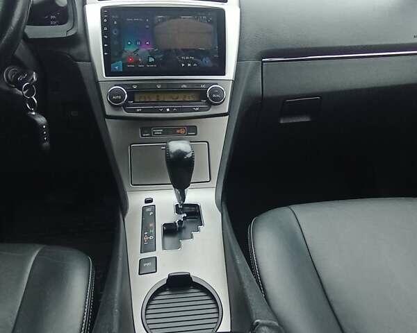 Черный Тойота Авенсис, объемом двигателя 2 л и пробегом 169 тыс. км за 9850 $, фото 25 на Automoto.ua