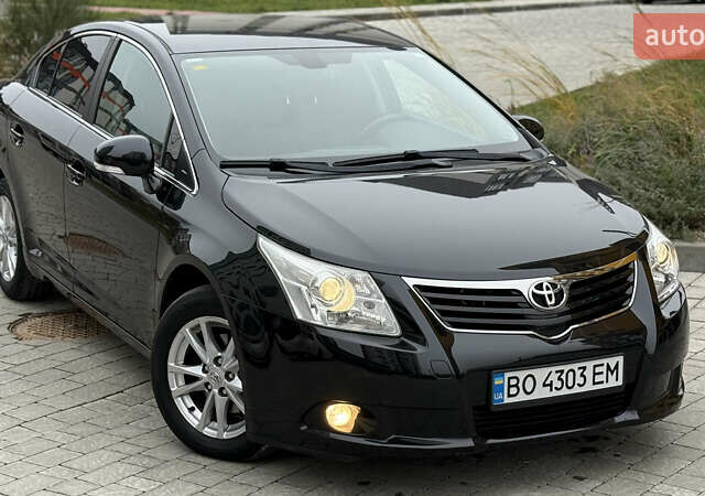 Черный Тойота Авенсис, объемом двигателя 2 л и пробегом 300 тыс. км за 8950 $, фото 5 на Automoto.ua