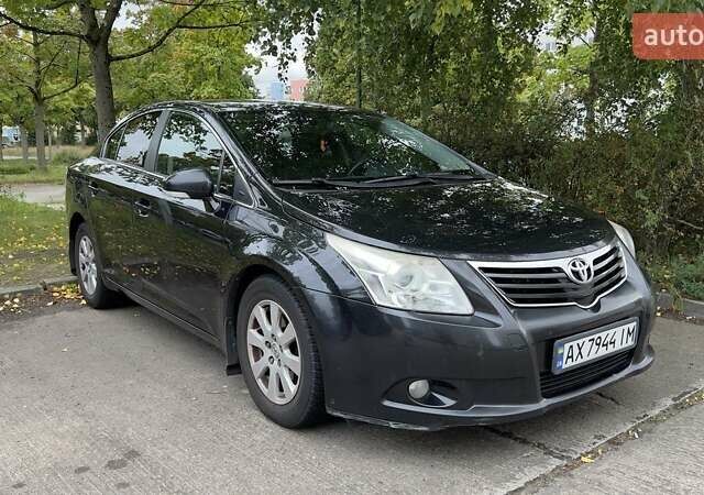 Черный Тойота Авенсис, объемом двигателя 1.8 л и пробегом 260 тыс. км за 8500 $, фото 1 на Automoto.ua
