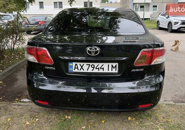 Черный Тойота Авенсис, объемом двигателя 1.8 л и пробегом 260 тыс. км за 8500 $, фото 3 на Automoto.ua