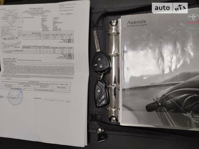 Черный Тойота Авенсис, объемом двигателя 1.8 л и пробегом 118 тыс. км за 9900 $, фото 2 на Automoto.ua