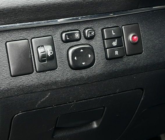 Черный Тойота Авенсис, объемом двигателя 1.8 л и пробегом 221 тыс. км за 7800 $, фото 7 на Automoto.ua