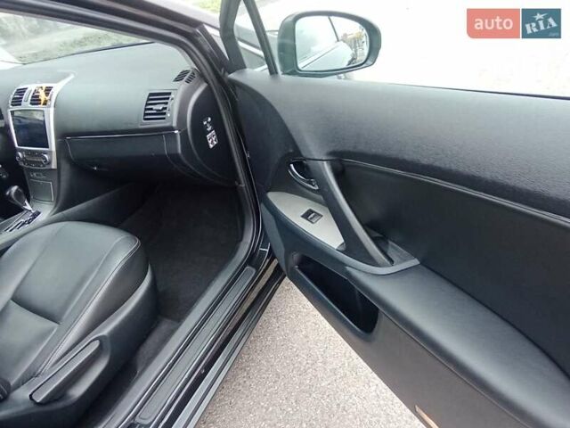 Черный Тойота Авенсис, объемом двигателя 2 л и пробегом 169 тыс. км за 9850 $, фото 27 на Automoto.ua