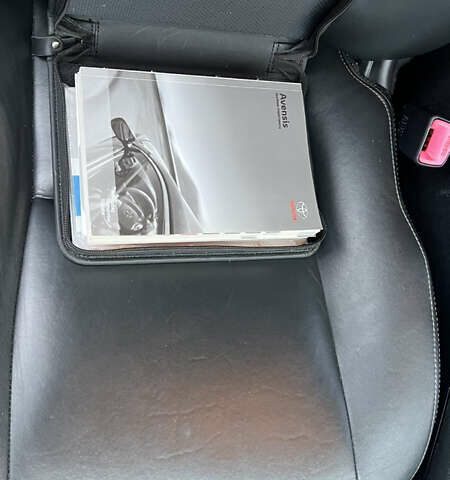 Чорний Тойота Авенсіс, об'ємом двигуна 2 л та пробігом 159 тис. км за 8700 $, фото 17 на Automoto.ua