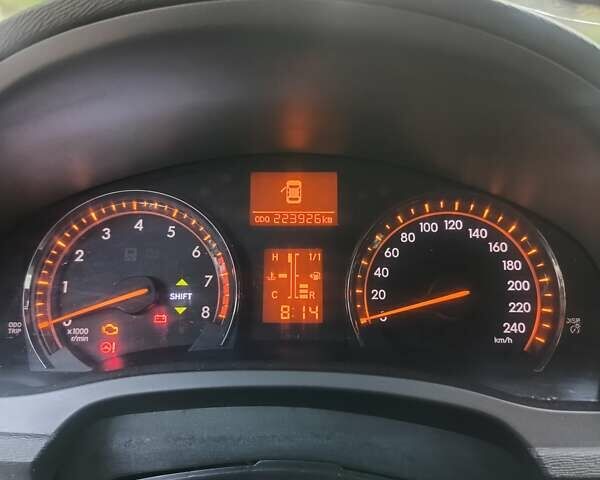 Черный Тойота Авенсис, объемом двигателя 1.8 л и пробегом 224 тыс. км за 9200 $, фото 11 на Automoto.ua