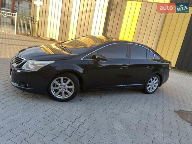 Черный Тойота Авенсис, объемом двигателя 2 л и пробегом 218 тыс. км за 9600 $, фото 1 на Automoto.ua