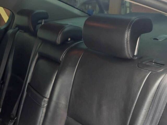 Чорний Тойота Авенсіс, об'ємом двигуна 2 л та пробігом 295 тис. км за 8000 $, фото 3 на Automoto.ua