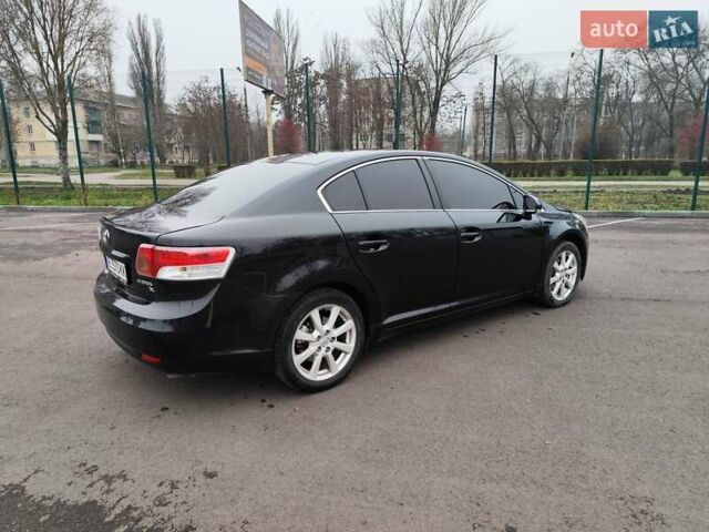 Черный Тойота Авенсис, объемом двигателя 2 л и пробегом 202 тыс. км за 10700 $, фото 7 на Automoto.ua