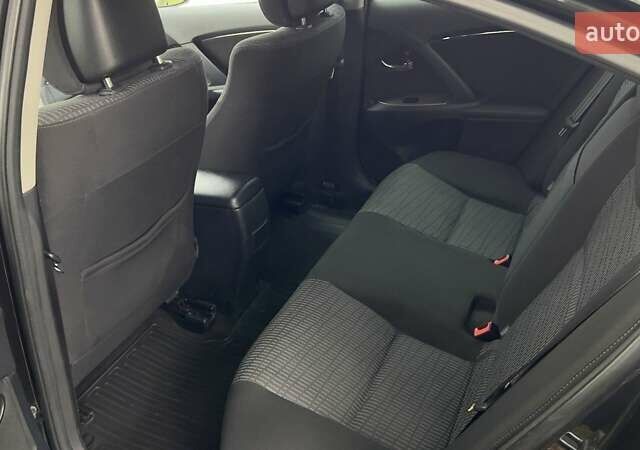 Черный Тойота Авенсис, объемом двигателя 1.8 л и пробегом 260 тыс. км за 8500 $, фото 6 на Automoto.ua