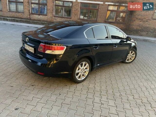 Черный Тойота Авенсис, объемом двигателя 2 л и пробегом 218 тыс. км за 9600 $, фото 4 на Automoto.ua