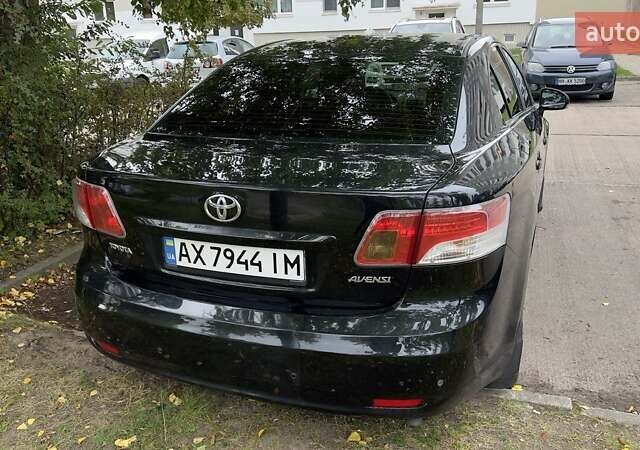 Черный Тойота Авенсис, объемом двигателя 1.8 л и пробегом 260 тыс. км за 8500 $, фото 2 на Automoto.ua