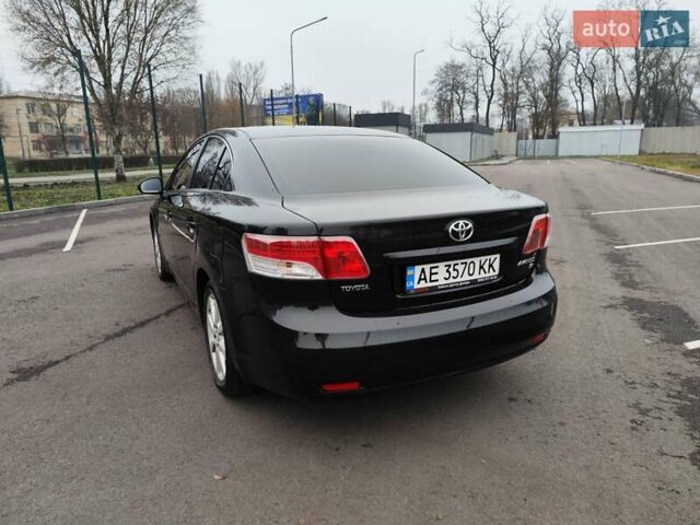 Черный Тойота Авенсис, объемом двигателя 2 л и пробегом 202 тыс. км за 10700 $, фото 5 на Automoto.ua
