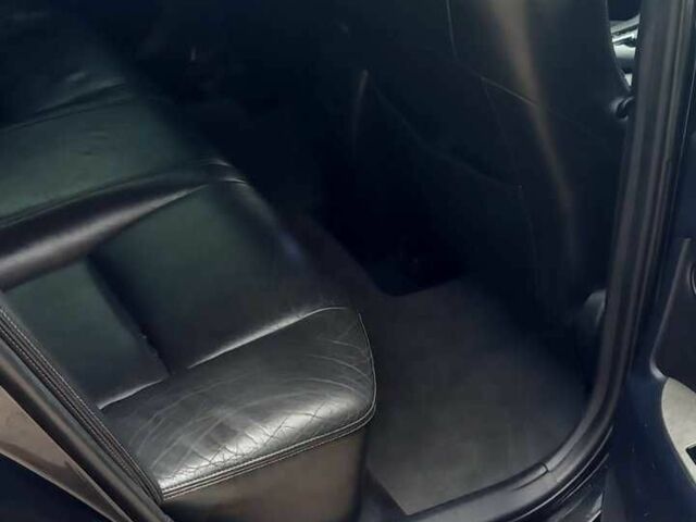 Чорний Тойота Авенсіс, об'ємом двигуна 2 л та пробігом 295 тис. км за 8000 $, фото 10 на Automoto.ua