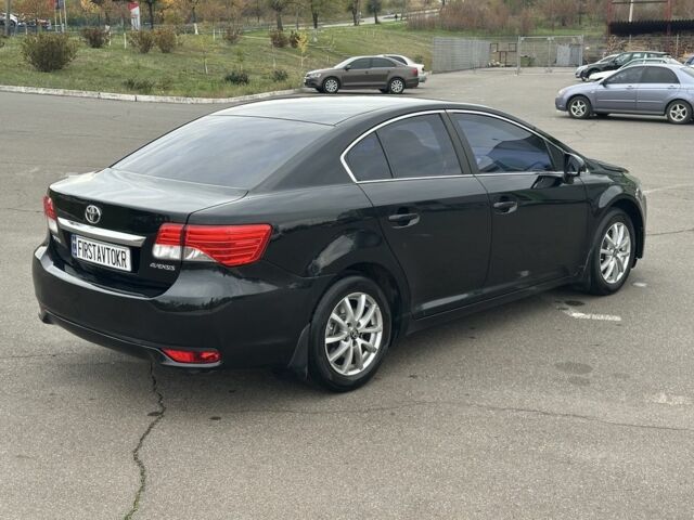 Черный Тойота Авенсис, объемом двигателя 1.8 л и пробегом 275 тыс. км за 10600 $, фото 4 на Automoto.ua
