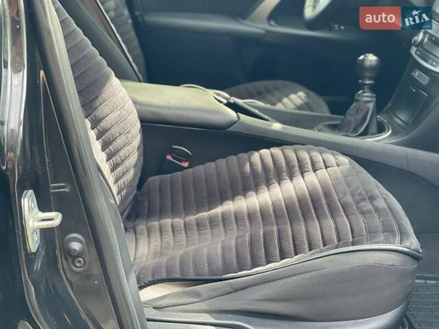 Черный Тойота Авенсис, объемом двигателя 2 л и пробегом 330 тыс. км за 10450 $, фото 8 на Automoto.ua