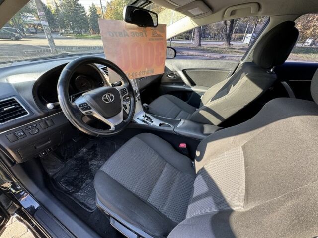 Черный Тойота Авенсис, объемом двигателя 1.8 л и пробегом 275 тыс. км за 10650 $, фото 8 на Automoto.ua