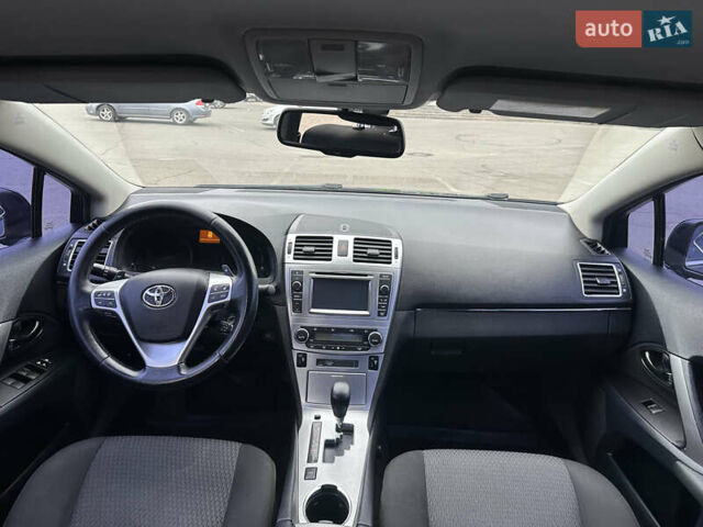 Черный Тойота Авенсис, объемом двигателя 1.8 л и пробегом 275 тыс. км за 10900 $, фото 11 на Automoto.ua