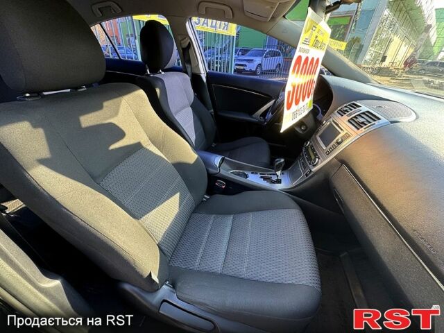 Черный Тойота Авенсис, объемом двигателя 1.8 л и пробегом 275 тыс. км за 10650 $, фото 8 на Automoto.ua
