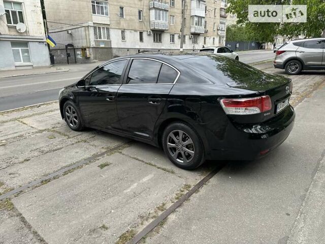 Черный Тойота Авенсис, объемом двигателя 1.8 л и пробегом 125 тыс. км за 10200 $, фото 10 на Automoto.ua