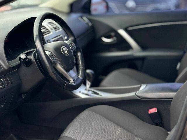 Черный Тойота Авенсис, объемом двигателя 1.8 л и пробегом 275 тыс. км за 10850 $, фото 10 на Automoto.ua