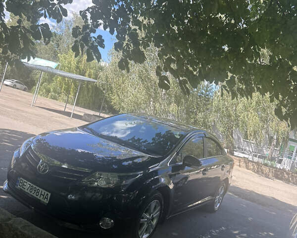 Чорний Тойота Авенсіс, об'ємом двигуна 1.8 л та пробігом 318 тис. км за 11800 $, фото 9 на Automoto.ua