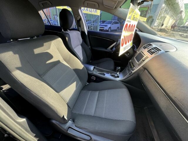 Черный Тойота Авенсис, объемом двигателя 1.8 л и пробегом 275 тыс. км за 10650 $, фото 11 на Automoto.ua