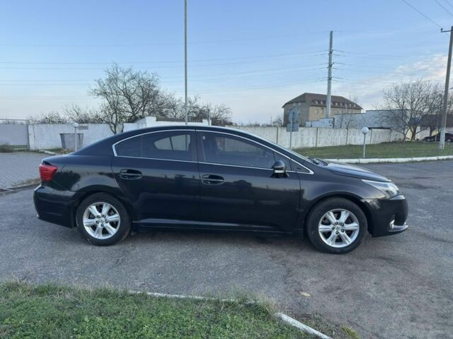 Черный Тойота Авенсис, объемом двигателя 2 л и пробегом 130 тыс. км за 10900 $, фото 1 на Automoto.ua