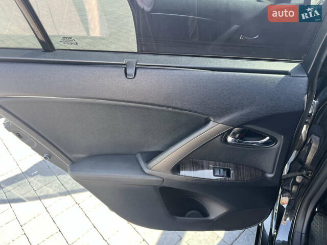 Черный Тойота Авенсис, объемом двигателя 2 л и пробегом 222 тыс. км за 10600 $, фото 10 на Automoto.ua