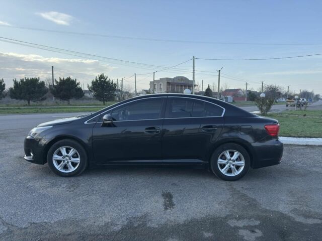 Черный Тойота Авенсис, объемом двигателя 2 л и пробегом 130 тыс. км за 10900 $, фото 3 на Automoto.ua