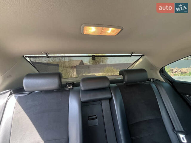 Черный Тойота Авенсис, объемом двигателя 2 л и пробегом 222 тыс. км за 10600 $, фото 13 на Automoto.ua