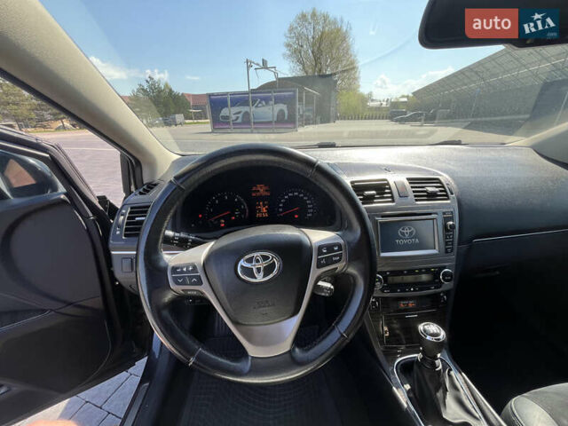Черный Тойота Авенсис, объемом двигателя 2 л и пробегом 222 тыс. км за 10600 $, фото 16 на Automoto.ua