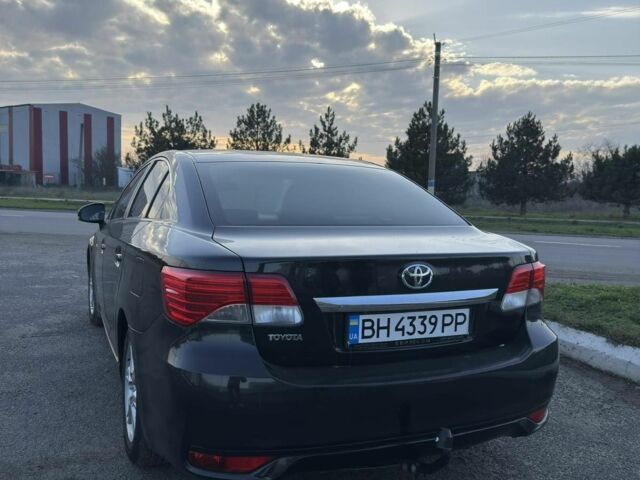 Черный Тойота Авенсис, объемом двигателя 2 л и пробегом 130 тыс. км за 10900 $, фото 2 на Automoto.ua
