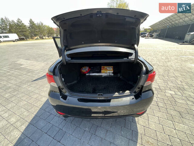 Черный Тойота Авенсис, объемом двигателя 2 л и пробегом 222 тыс. км за 10600 $, фото 17 на Automoto.ua