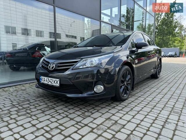 Чорний Тойота Авенсіс, об'ємом двигуна 2.23 л та пробігом 132 тис. км за 15500 $, фото 2 на Automoto.ua