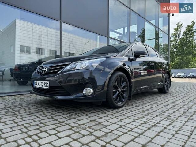 Чорний Тойота Авенсіс, об'ємом двигуна 2.23 л та пробігом 132 тис. км за 15500 $, фото 3 на Automoto.ua