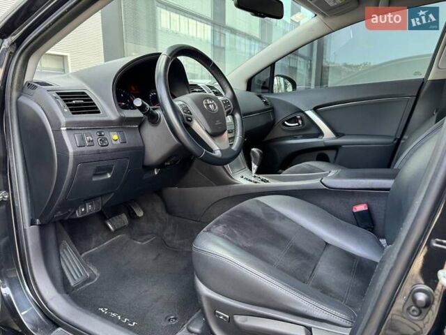 Чорний Тойота Авенсіс, об'ємом двигуна 2.23 л та пробігом 132 тис. км за 15500 $, фото 17 на Automoto.ua