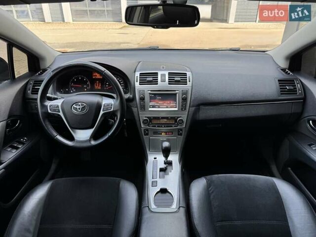 Чорний Тойота Авенсіс, об'ємом двигуна 2.23 л та пробігом 132 тис. км за 15500 $, фото 16 на Automoto.ua