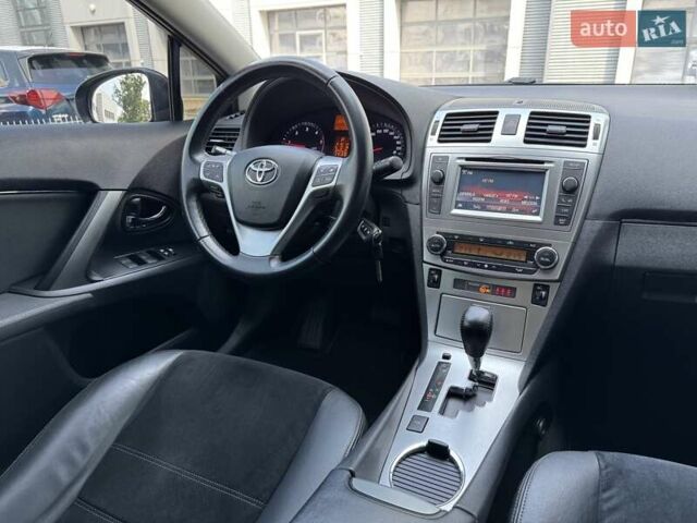 Чорний Тойота Авенсіс, об'ємом двигуна 2.23 л та пробігом 132 тис. км за 15500 $, фото 15 на Automoto.ua
