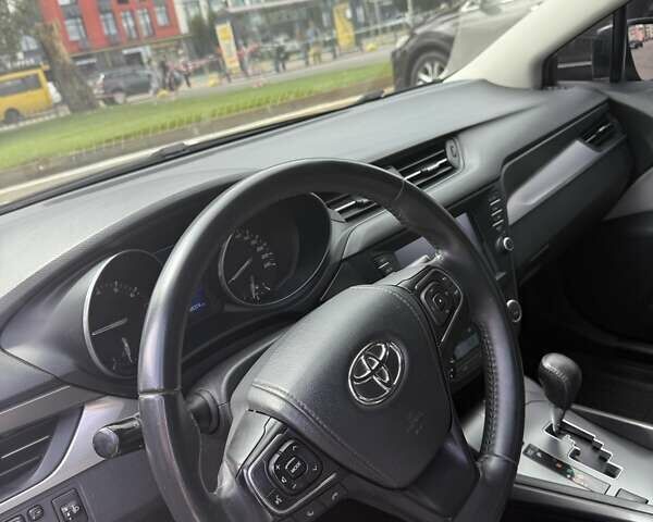 Черный Тойота Авенсис, объемом двигателя 1.8 л и пробегом 88 тыс. км за 16500 $, фото 19 на Automoto.ua