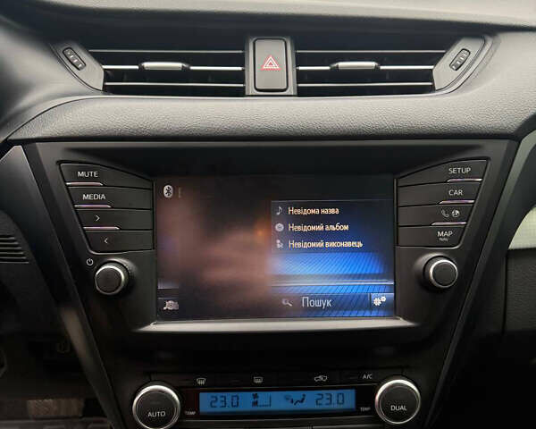 Черный Тойота Авенсис, объемом двигателя 1.8 л и пробегом 188 тыс. км за 15500 $, фото 15 на Automoto.ua
