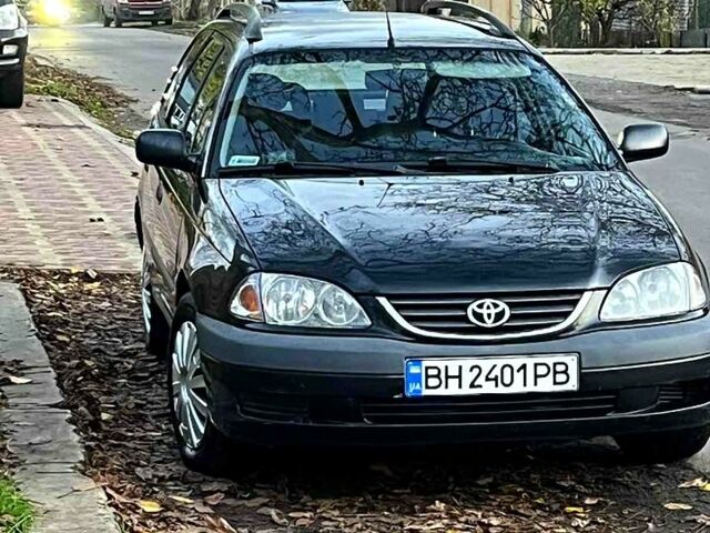 Чорний Тойота Авенсіс, об'ємом двигуна 2 л та пробігом 217 тис. км за 4000 $, фото 1 на Automoto.ua