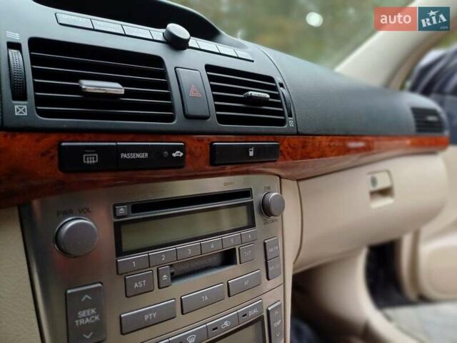 Черный Тойота Авенсис, объемом двигателя 2.36 л и пробегом 215 тыс. км за 5400 $, фото 24 на Automoto.ua