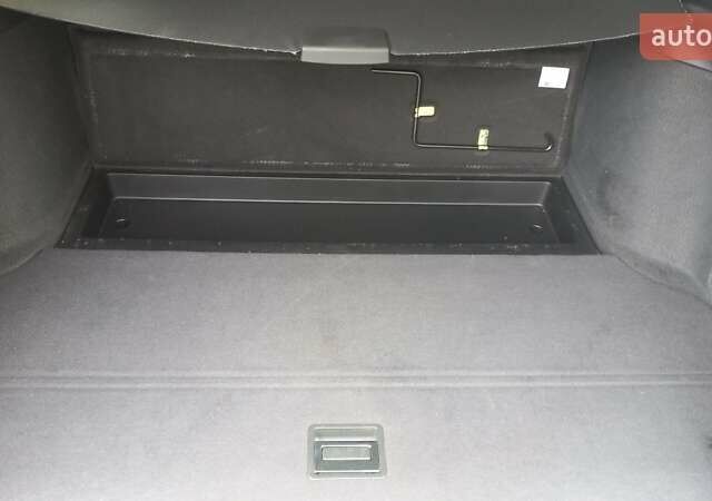 Черный Тойота Авенсис, объемом двигателя 1.8 л и пробегом 254 тыс. км за 5300 $, фото 12 на Automoto.ua