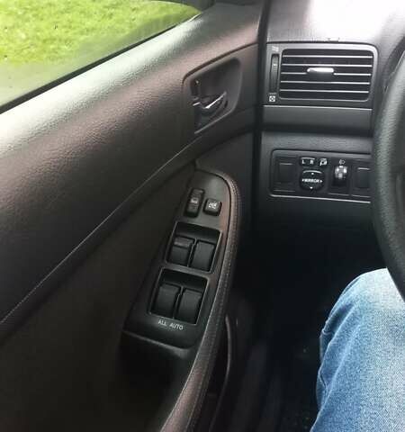 Черный Тойота Авенсис, объемом двигателя 1.8 л и пробегом 254 тыс. км за 5300 $, фото 19 на Automoto.ua